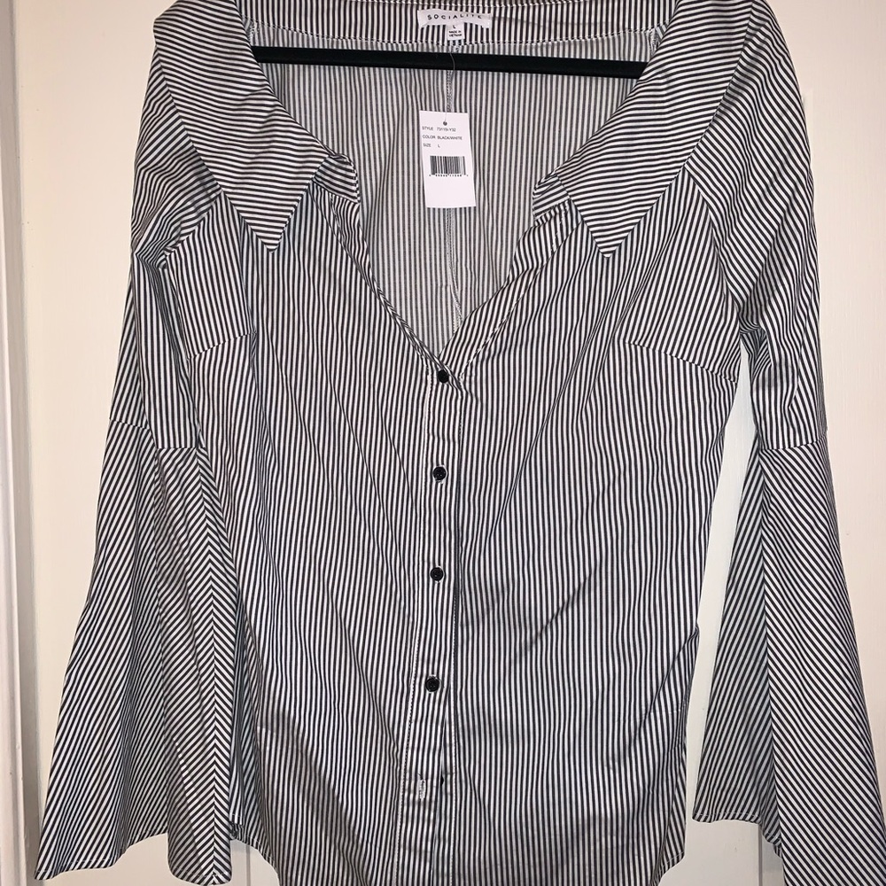 STYLISH AND PRETTY BLOUSE / SHIRT